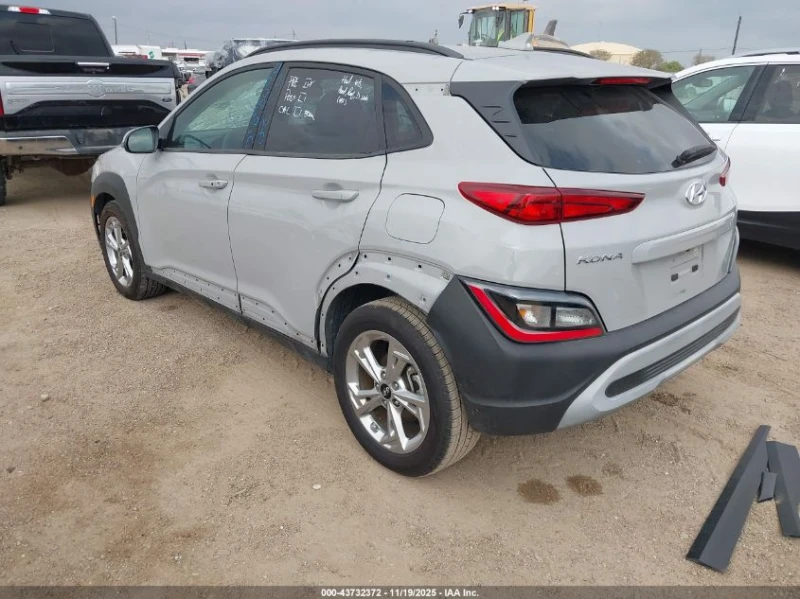 Hyundai Kona 2.0L I-4 DOHC, VVT, 147HP Front Wheel Drive, снимка 8 - Автомобили и джипове - 53288210