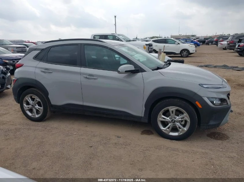 Hyundai Kona 2.0L I-4 DOHC, VVT, 147HP Front Wheel Drive, снимка 5 - Автомобили и джипове - 53288210