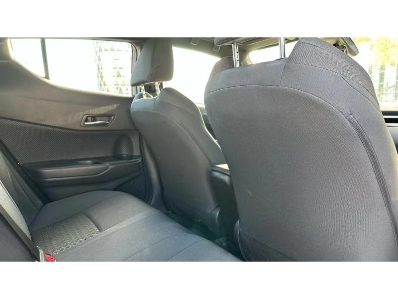 Toyota C-HR 1.8 HSD CENTER FWD - изображение 7