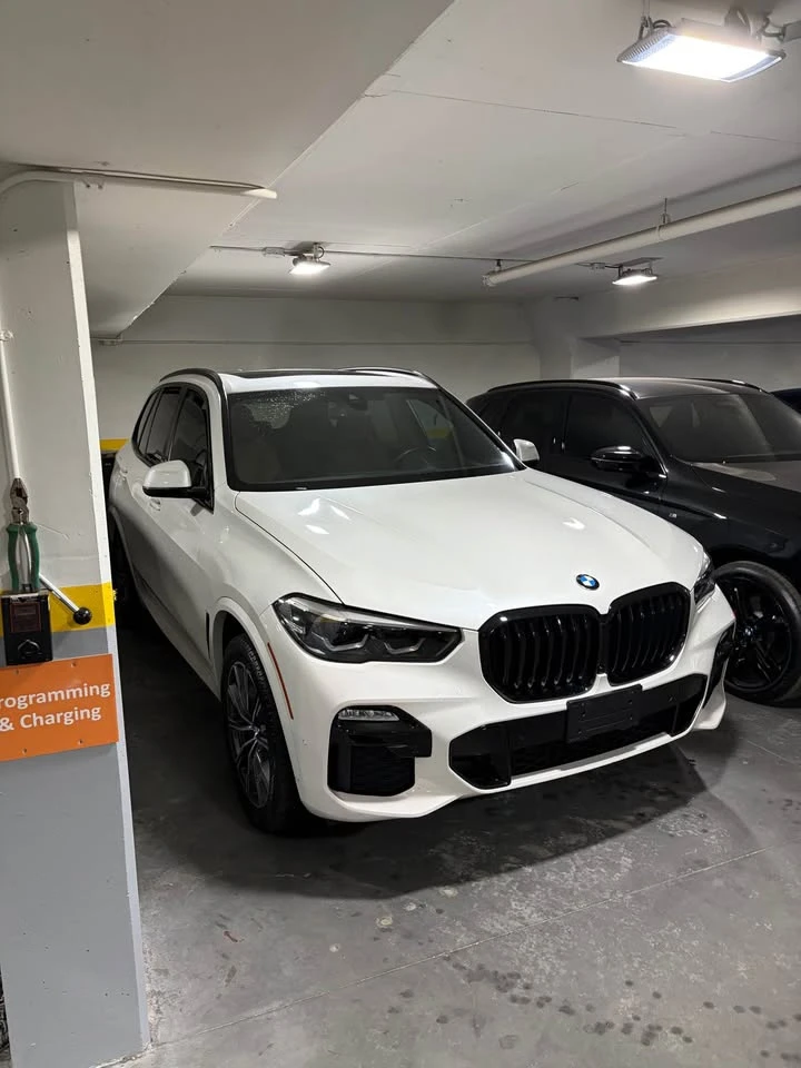 BMW X5 40i xDrive* ФИКСИРАНА ЦЕНА* , снимка 3 - Автомобили и джипове - 56004230