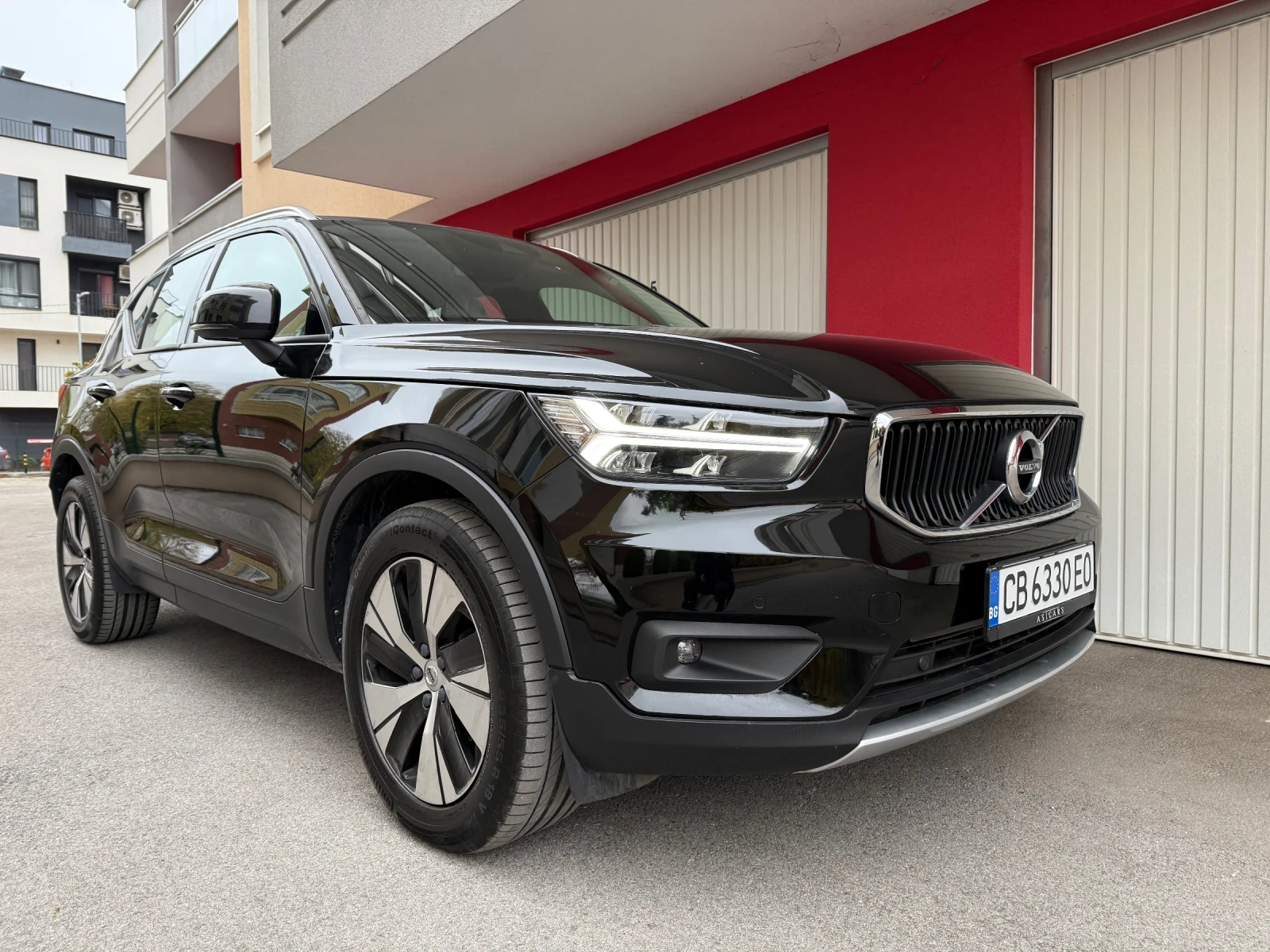 Volvo XC40, снимка 1