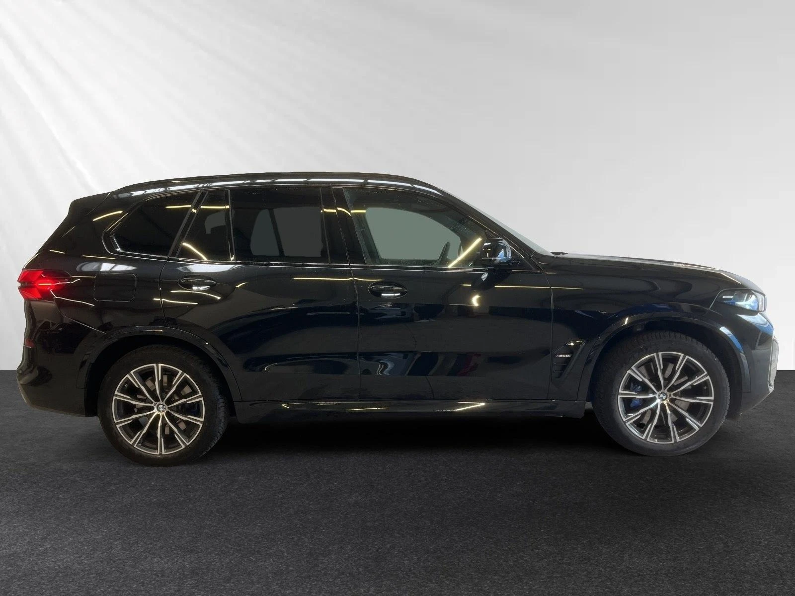 BMW X5 M60i/xDrive/FACELIFT/H&K/PANO/HEAD UP/360/ - изображение 3