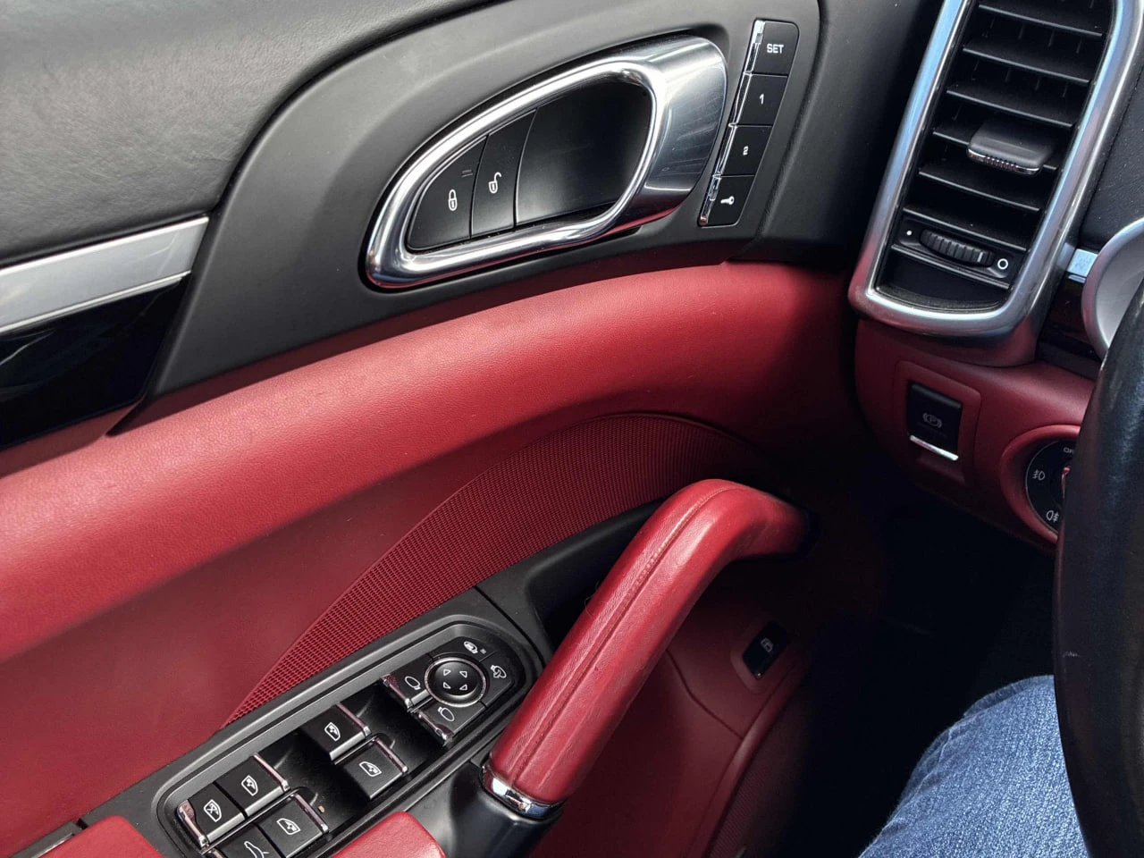 Porsche Cayenne CARFAX* *   *  | Mobile.bg   12