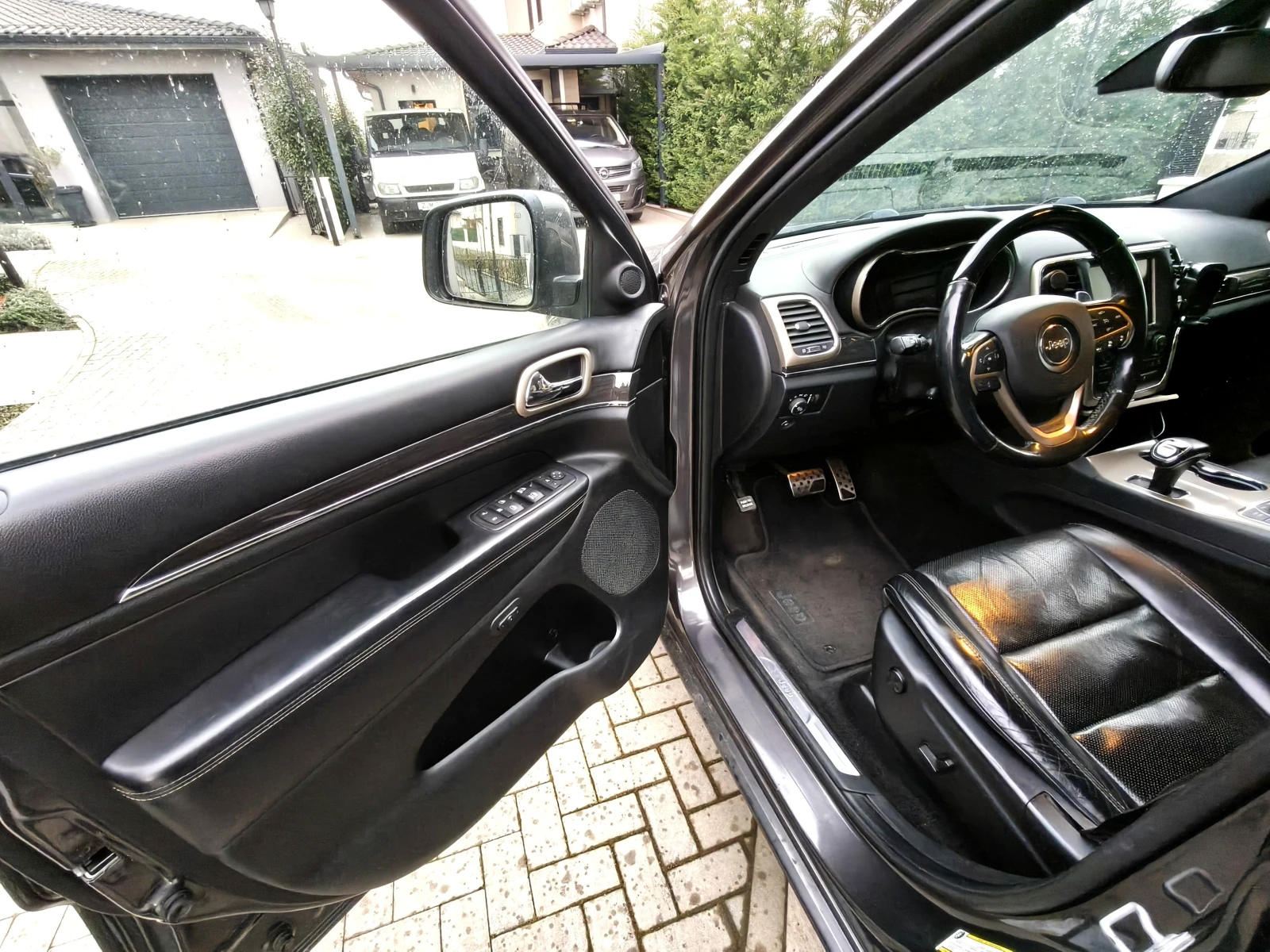 Jeep Grand cherokee Overland 3.0d 4х4 - изображение 6