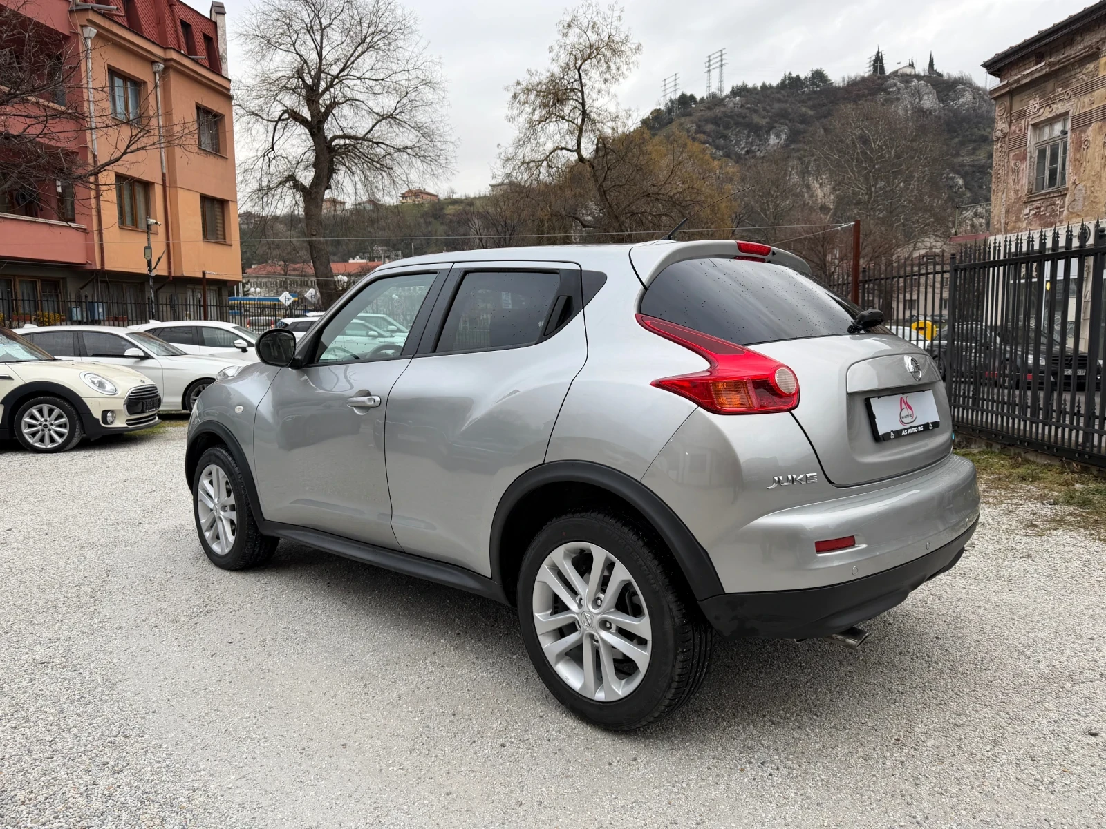 Nissan Juke TEKNA * 1.5DCI * РЪЧКА * СЕРВИЗНА ИСТОРИЯ, снимка 5 - Автомобили и джипове - 53889850