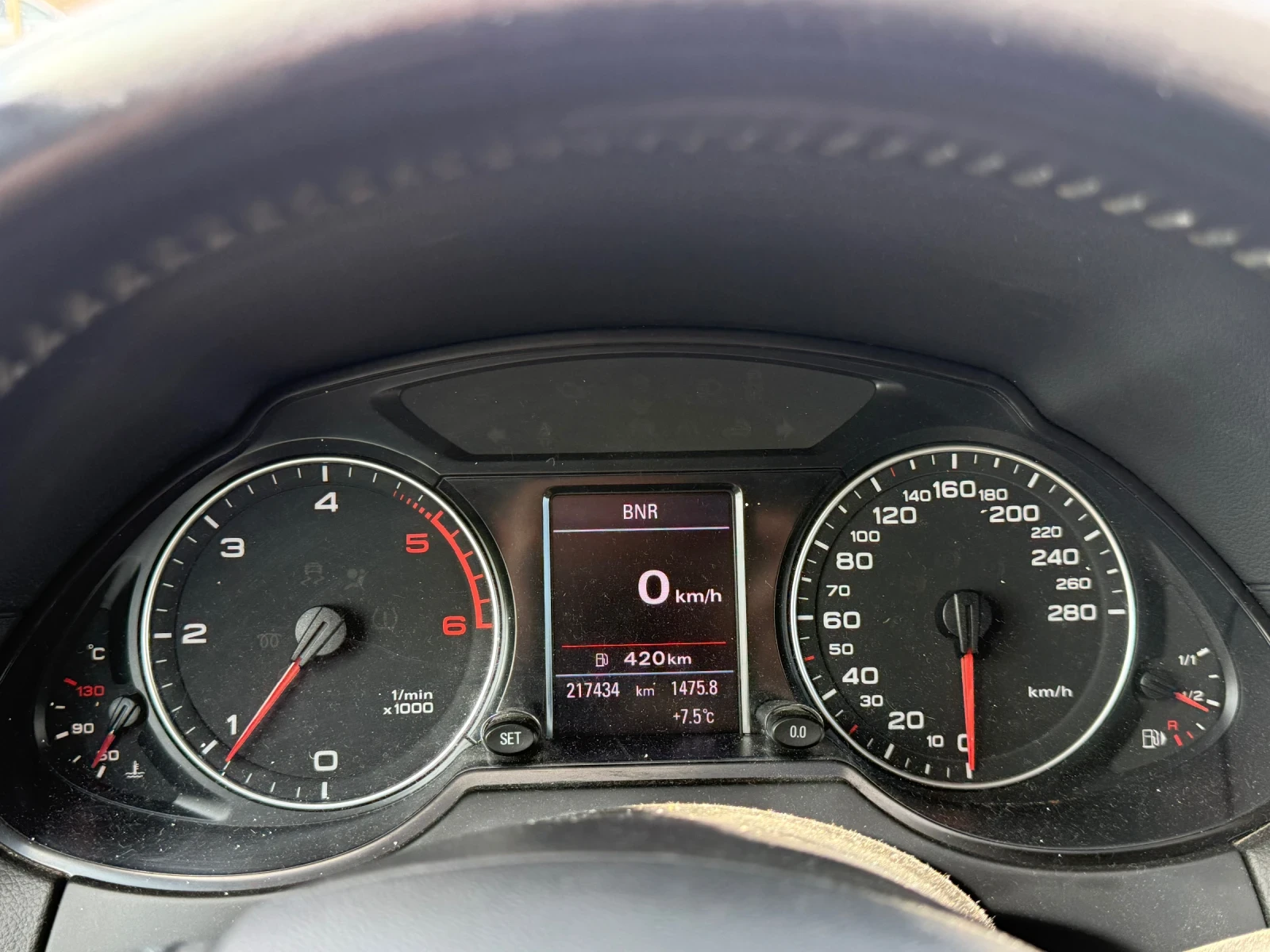 Audi Q5 2.0 TDI 170к.с., снимка 14 - Автомобили и джипове - 53976279