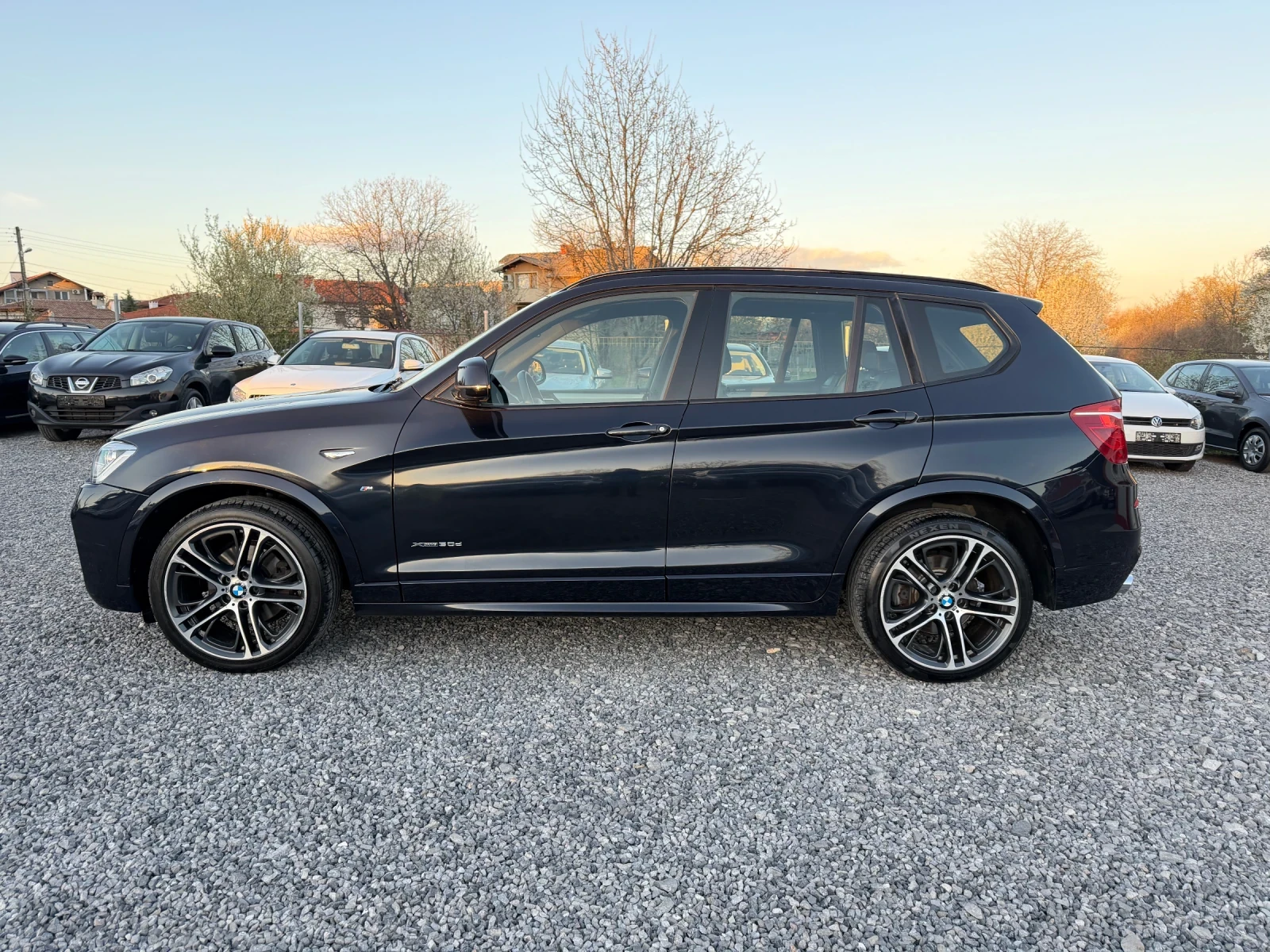 BMW X3 3.0D, 258Hp, M-Pack, Distr.Head-Up, Панорама, 360К, снимка 3 - Автомобили и джипове - 54138557