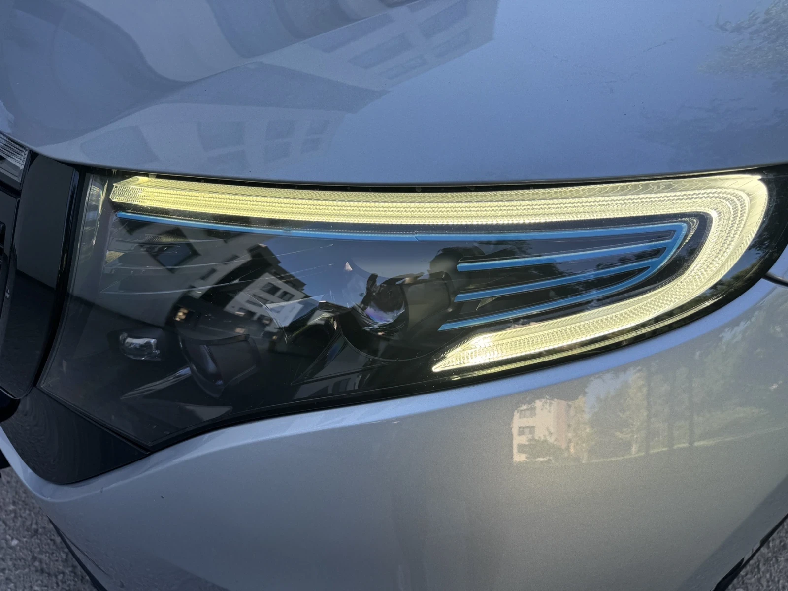 Mercedes-Benz EQC 400 / ANNIVERSARY 1886 / 4-MATIC , снимка 17 - Автомобили и джипове - 55660920