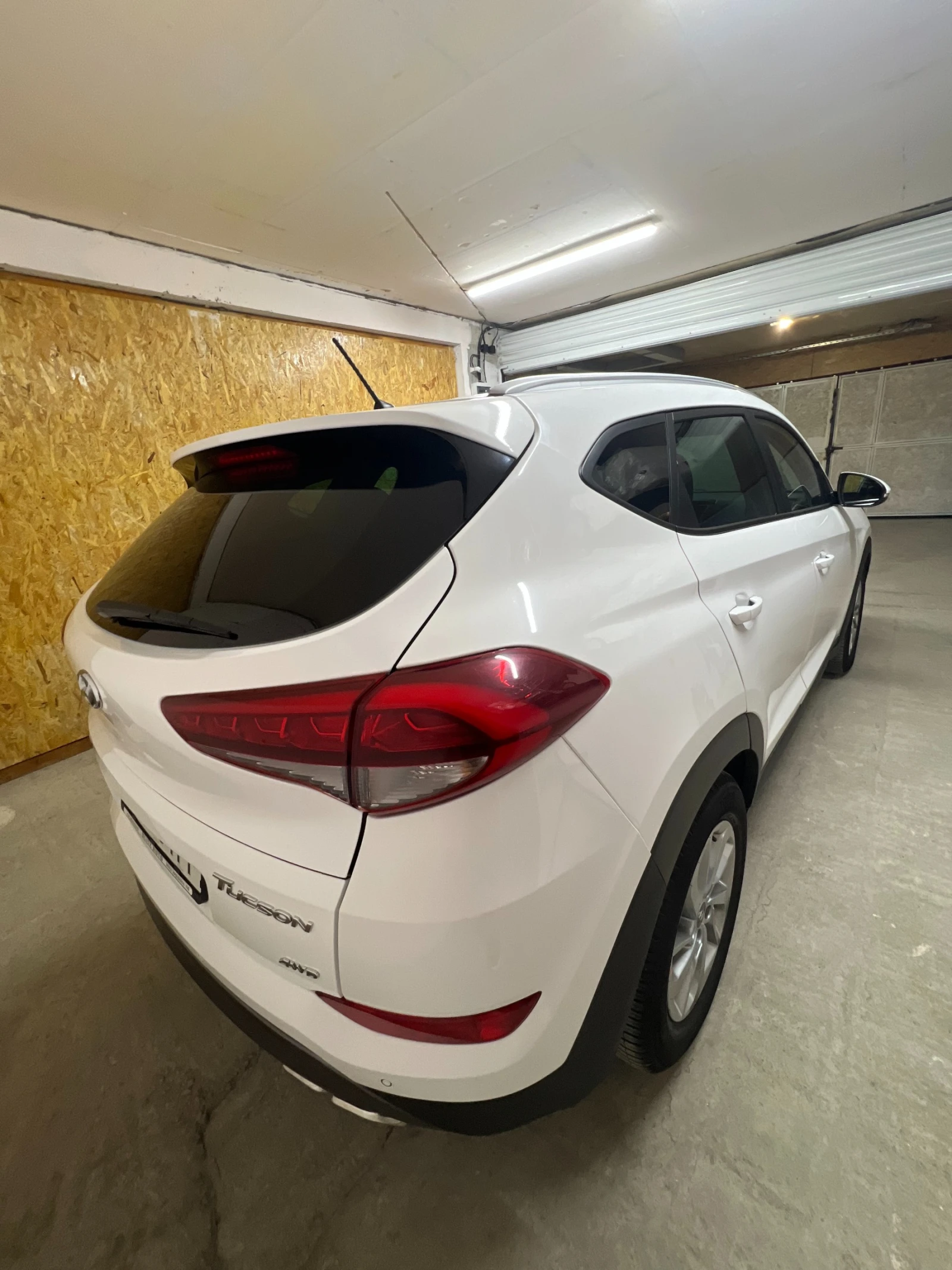 Hyundai Tucson, снимка 5 - Автомобили и джипове - 56441312