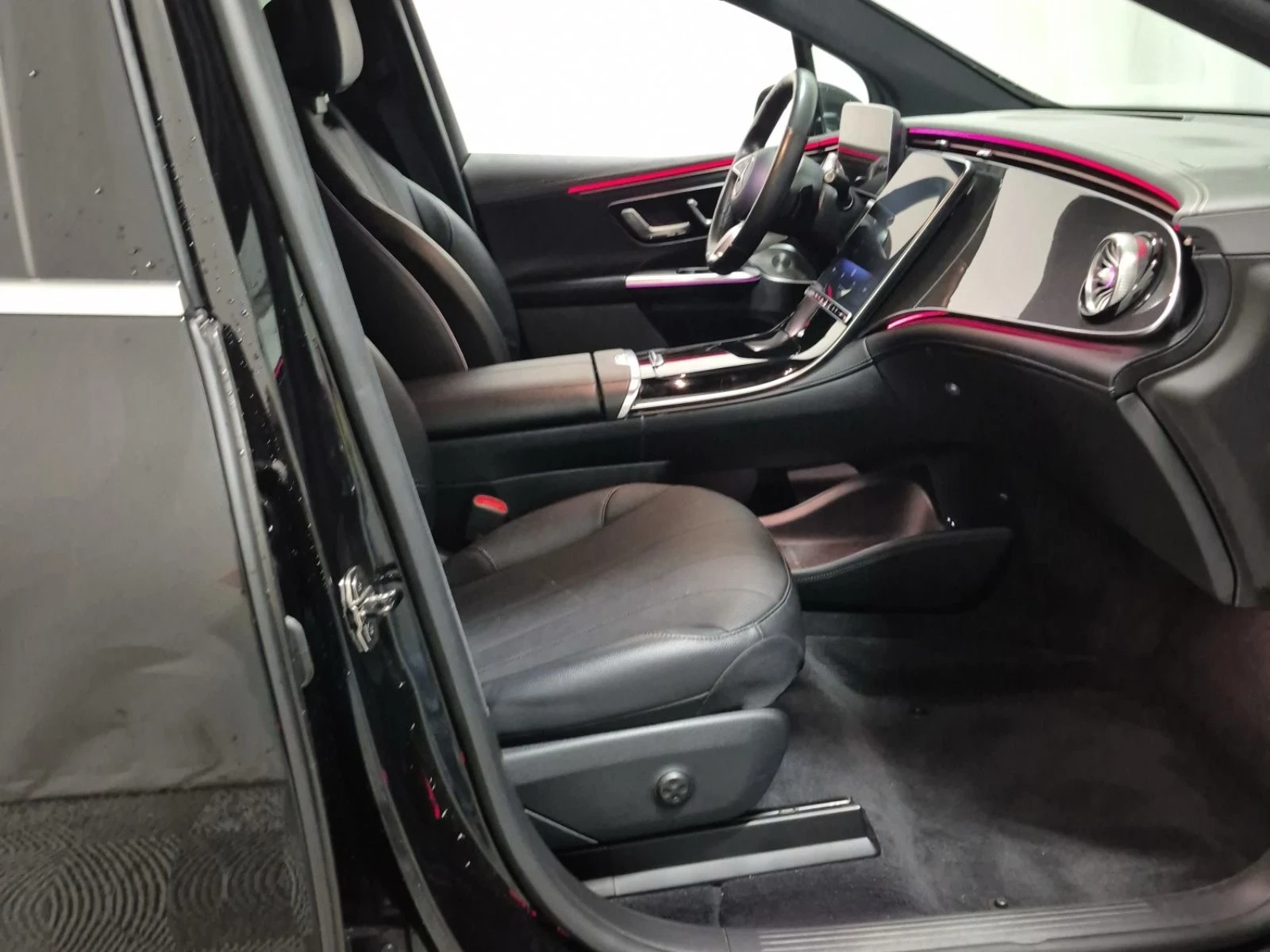 Mercedes-Benz EQE EQE 350* 360* Pano* Dist* Brum* �����* 4�4*  | Mobile.bg � ����������� 12