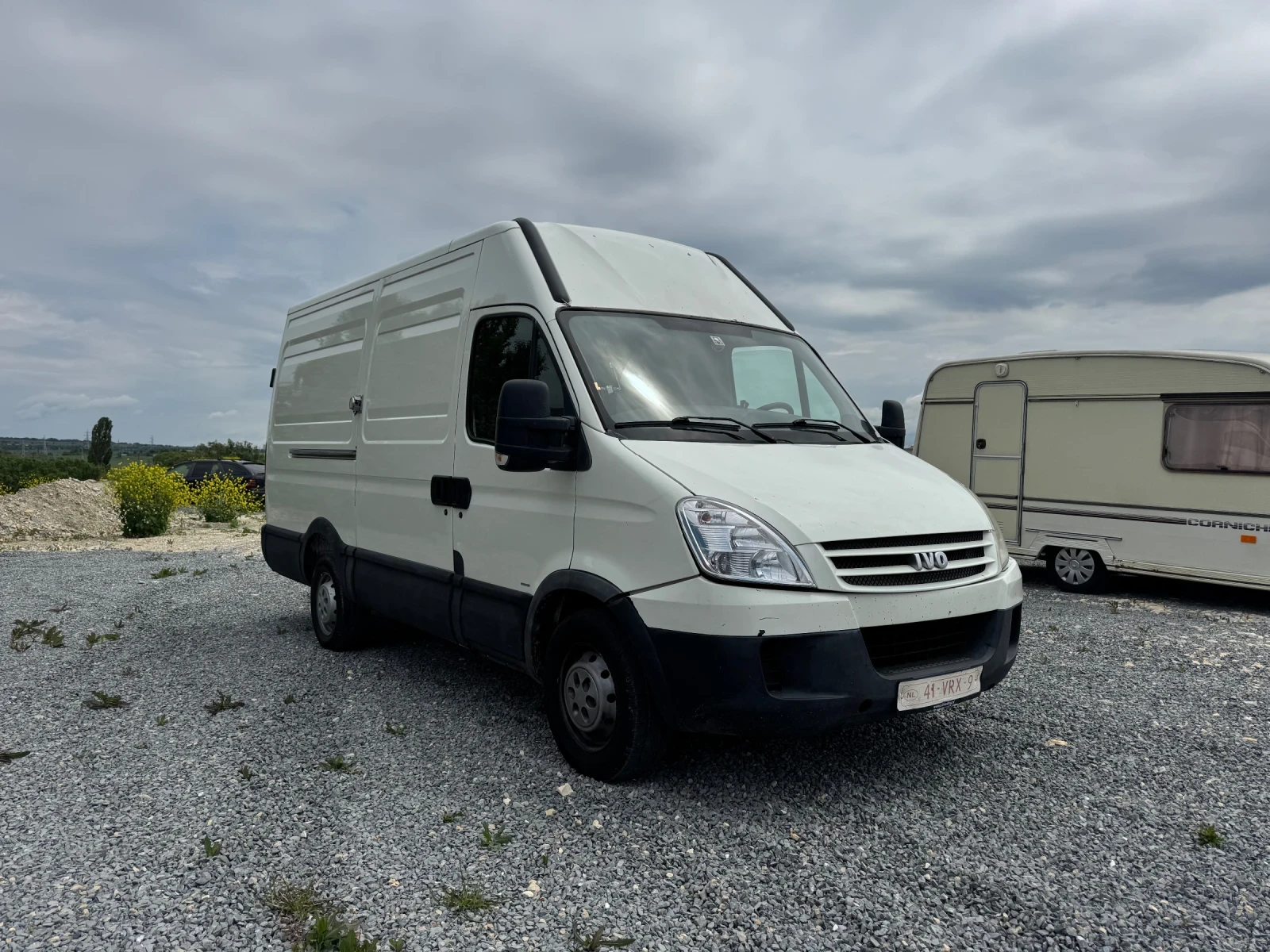Iveco Daily 2.3 KLIMATIK, снимка 3 - Бусове и автобуси - 54629640