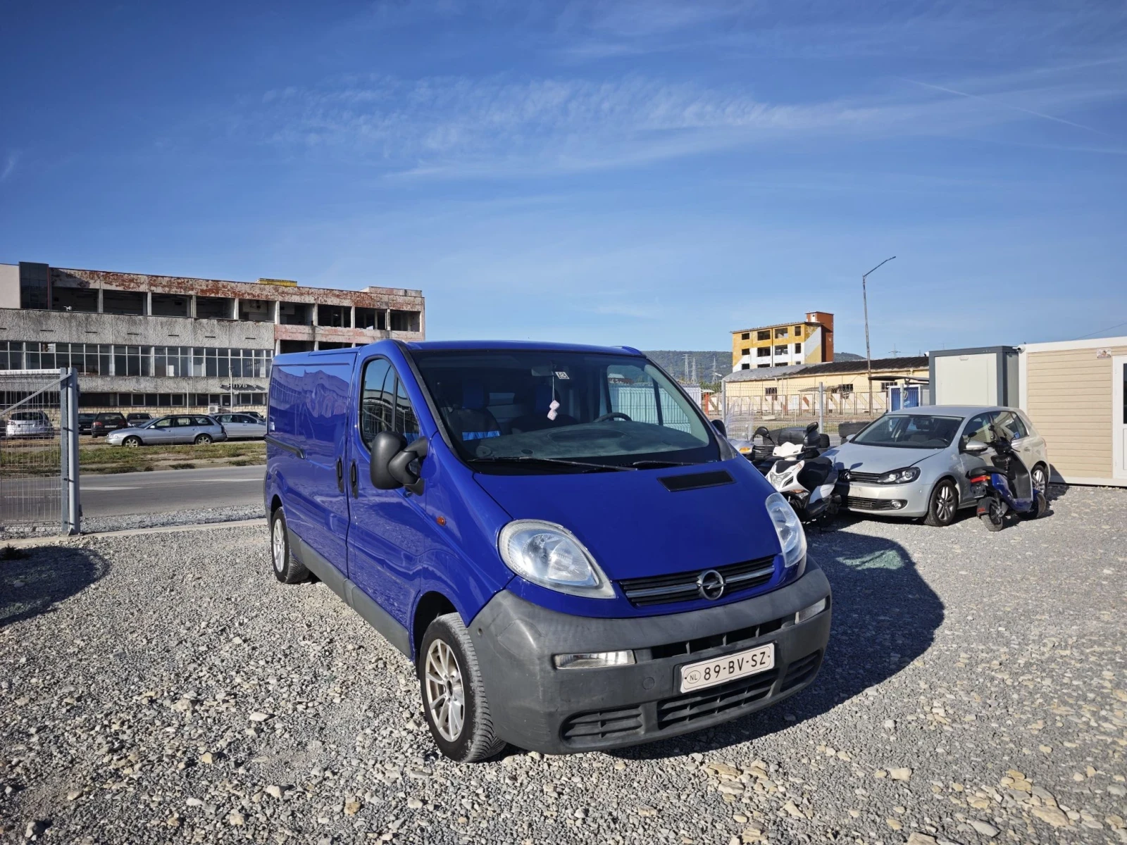 Opel Vivaro 2.0dci 115ks, снимка 3 - Бусове и автобуси - 56205296