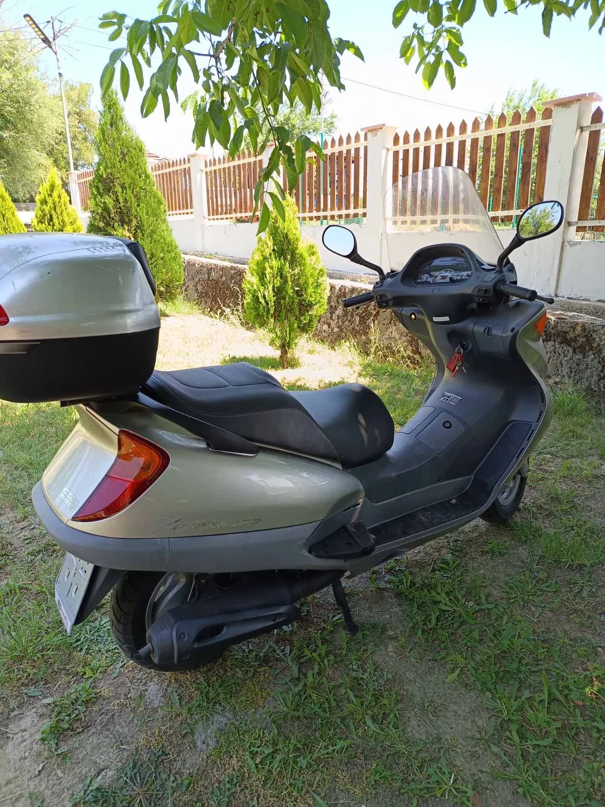 Honda Pantheon 150 куб - изображение 3