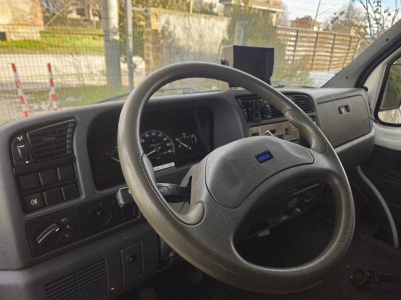 Кемпер Dethleffs Globetrotter, снимка 2 - Каравани и кемпери - 53264633