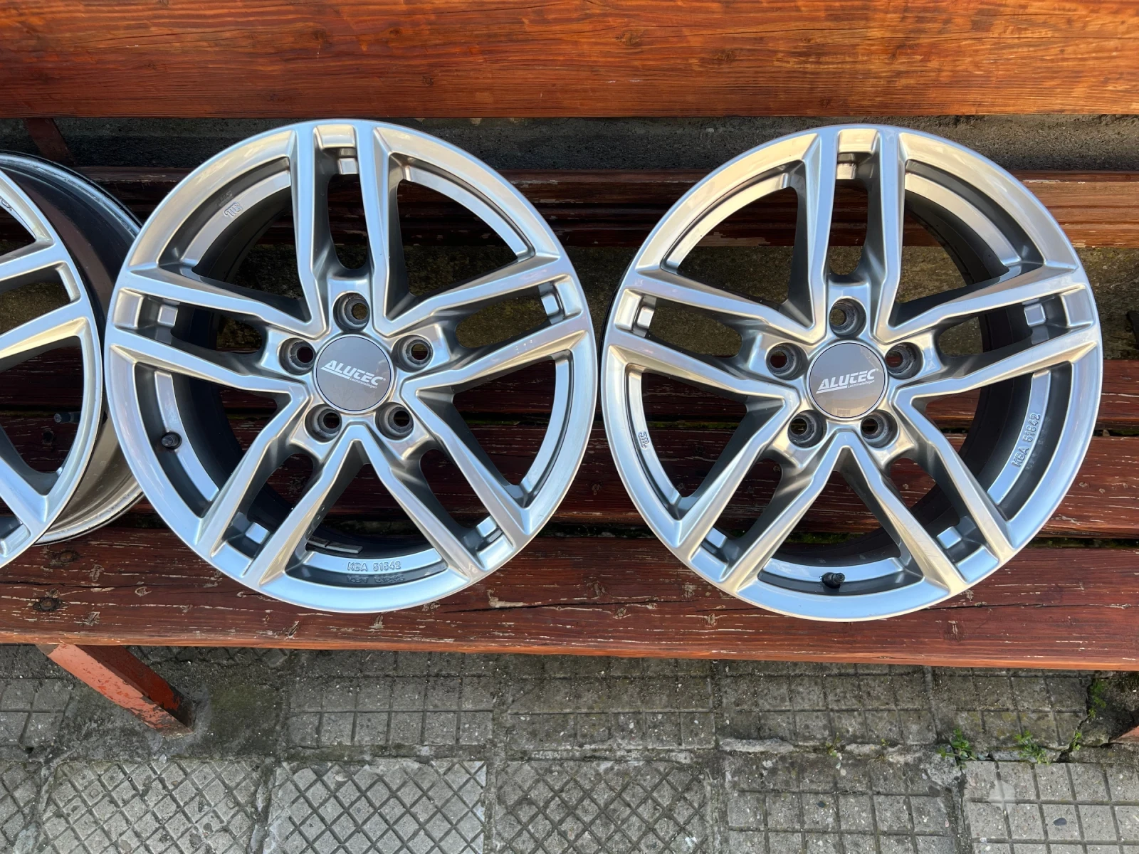 Джанти, снимка 2 - Гуми и джанти - 54103590