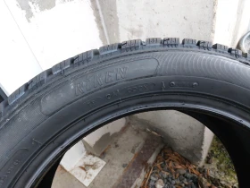 Гуми Зимни 225/50R17, снимка 4 - Гуми и джанти - 48830178