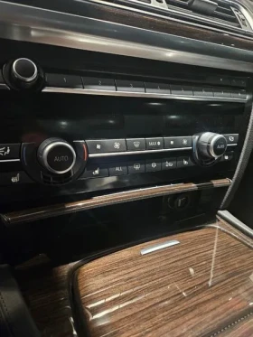 BMW 740 i - САМО 30% АВАНС, снимка 13