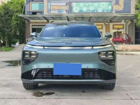Xpeng G9, снимка 5