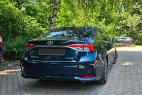 Toyota Corolla Hybrid Executive Plus, снимка 3