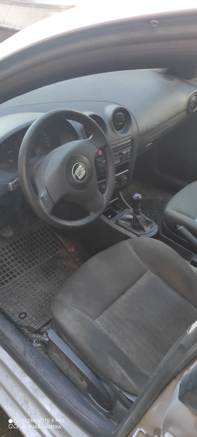 Seat Ibiza 1.9SDI НОВ ВНОС, снимка 5 - Автомобили и джипове - 47403566