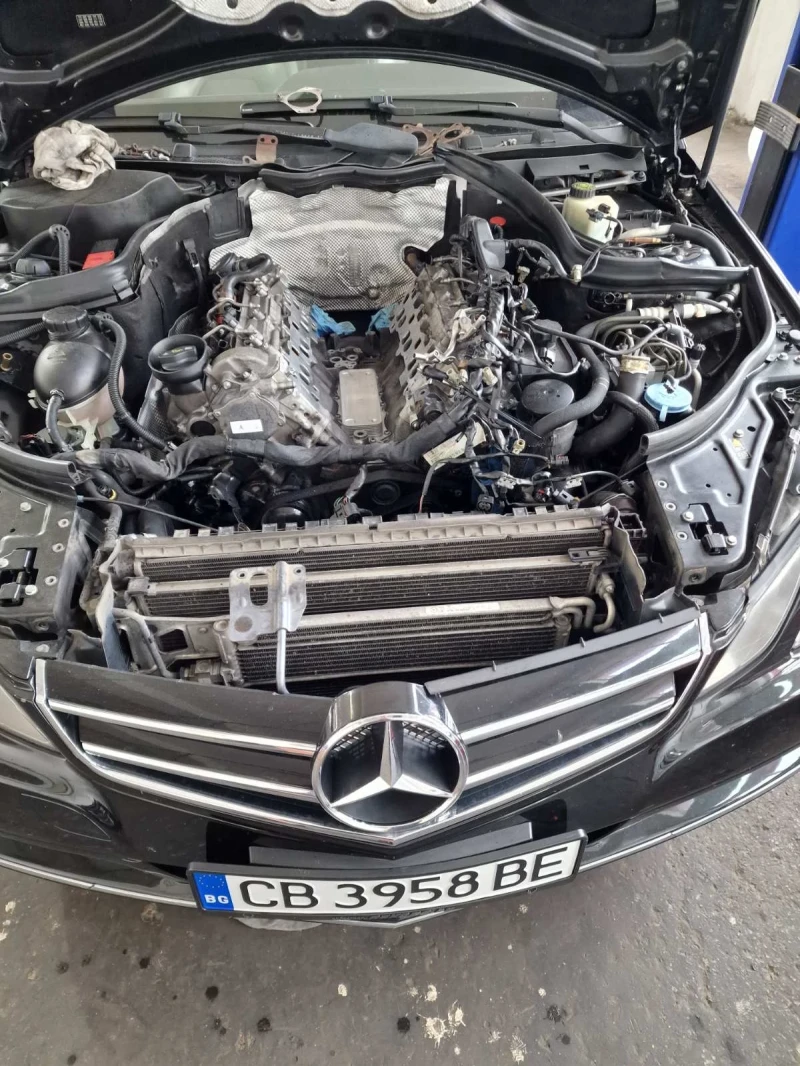 Mercedes-Benz E 350, снимка 2 - Автомобили и джипове - 47629772