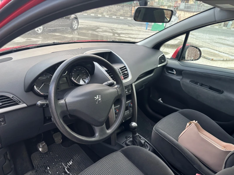 Peugeot 207 1, 4 i панорама, снимка 5 - Автомобили и джипове - 48562163