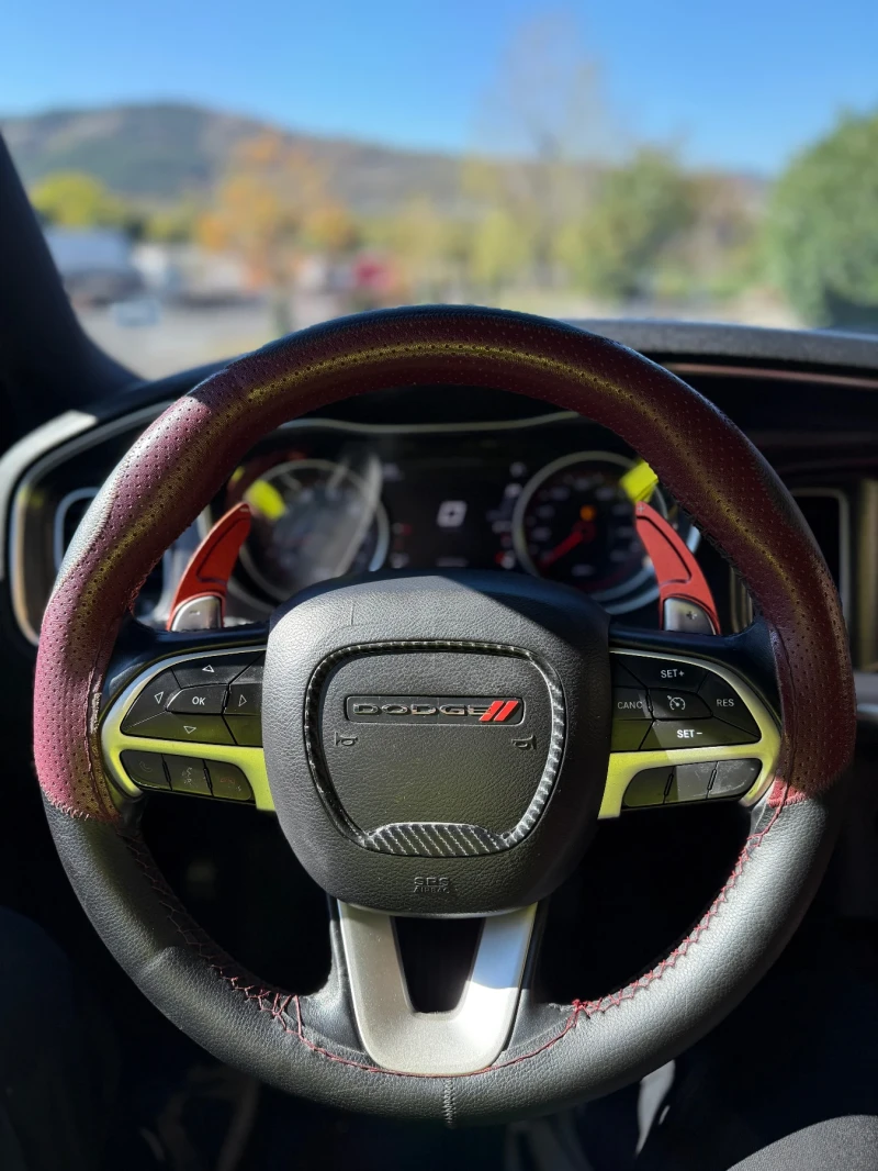 Dodge Charger 5.7 HEMI , снимка 12 - Автомобили и джипове - 48739725