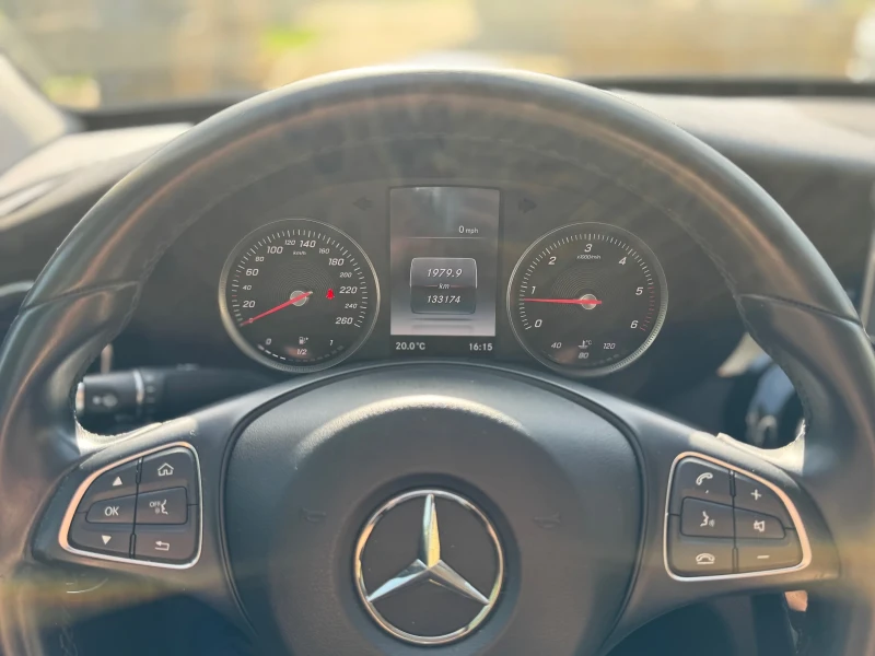 Mercedes-Benz C 220 130.000 реални км, снимка 8 - Автомобили и джипове - 52686399