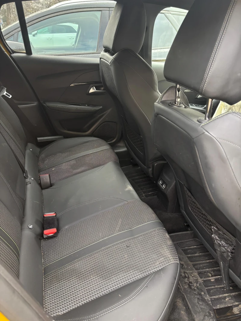 Peugeot 208 Gt-line, снимка 6 - Автомобили и джипове - 52633248