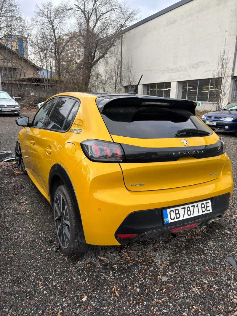 Peugeot 208 Gt-line, снимка 11 - Автомобили и джипове - 52633248