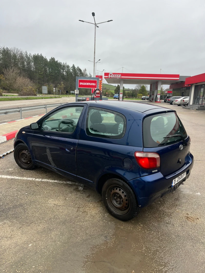Toyota Yaris 1.0i газово, снимка 4 - Автомобили и джипове - 52687193