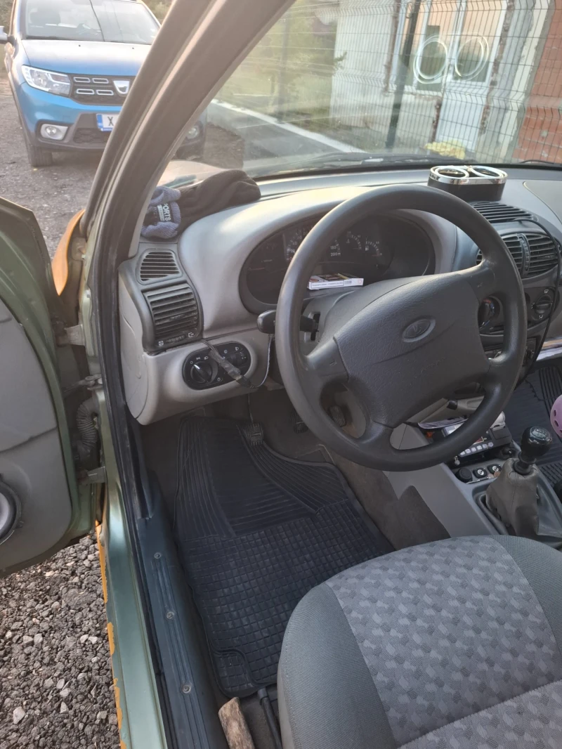 Lada Kalina, снимка 10 - Автомобили и джипове - 53088364