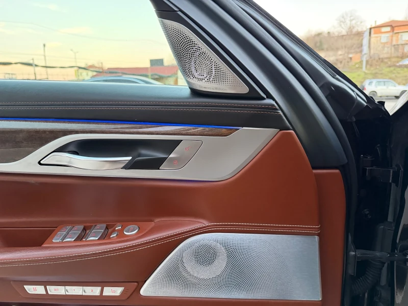 BMW 750 FULL MAX, снимка 15 - Автомобили и джипове - 53177278