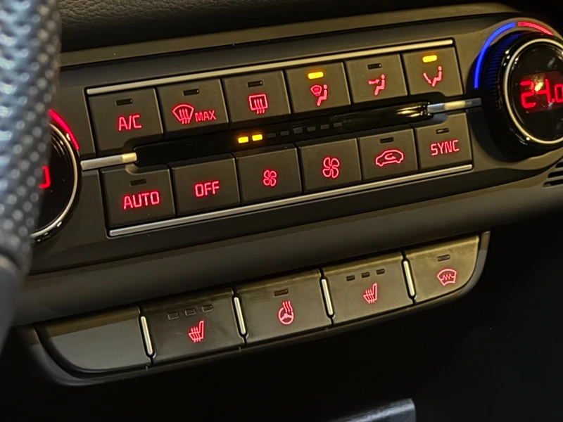 Kia Pro ceed GT* Всички екстри* Гаранция, снимка 13 - Автомобили и джипове - 53418560