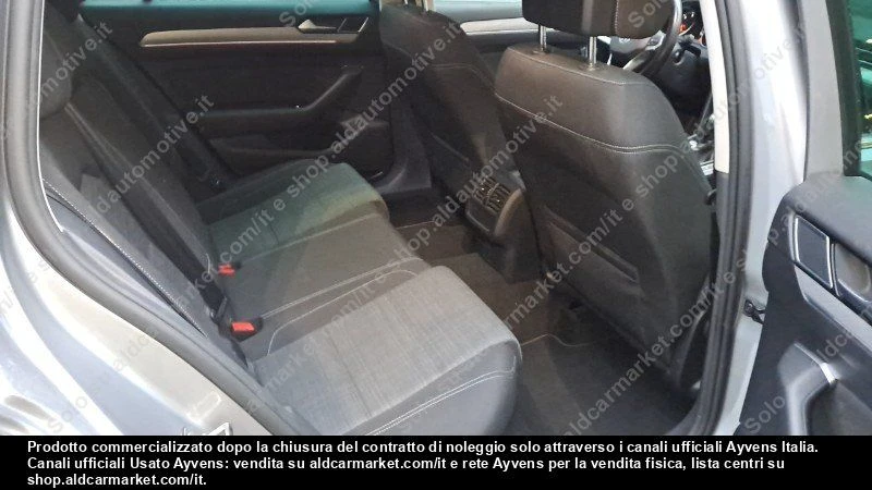 VW Passat, снимка 5 - Автомобили и джипове - 53179938