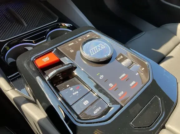 BMW M5 = Shadow Line = Гаранция, снимка 10 - Автомобили и джипове - 53823699