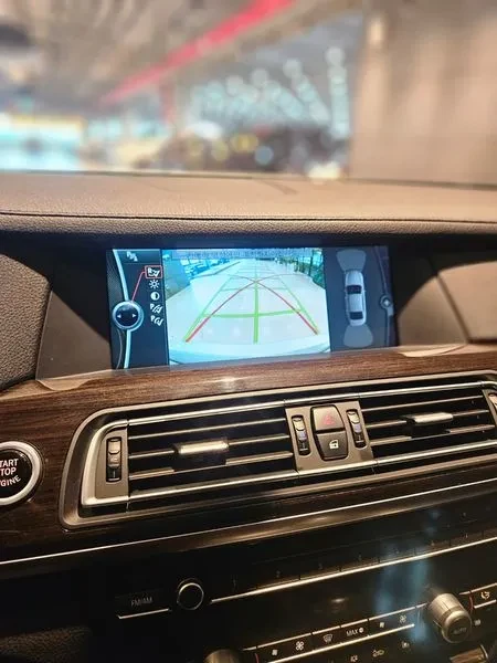 BMW 740 i - САМО 30% АВАНС, снимка 14 - Автомобили и джипове - 56027973