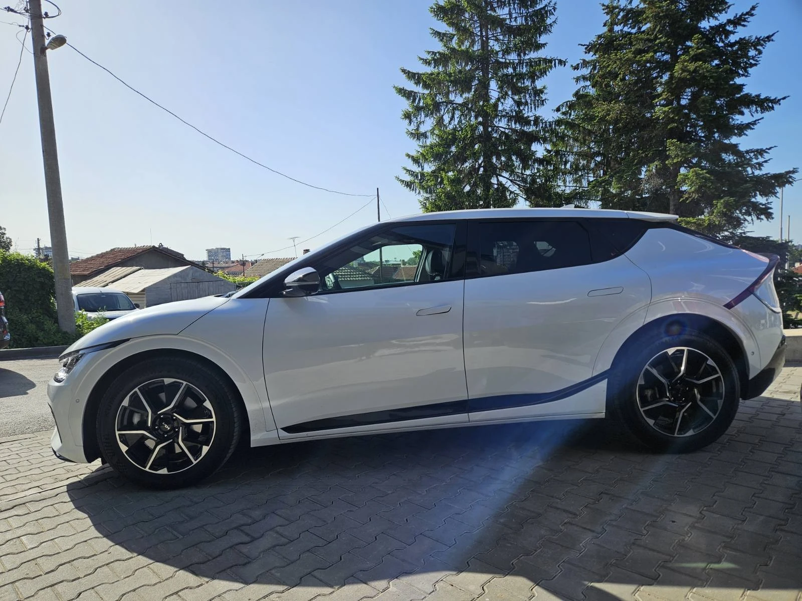 Kia EV6 GT - Line - изображение 4