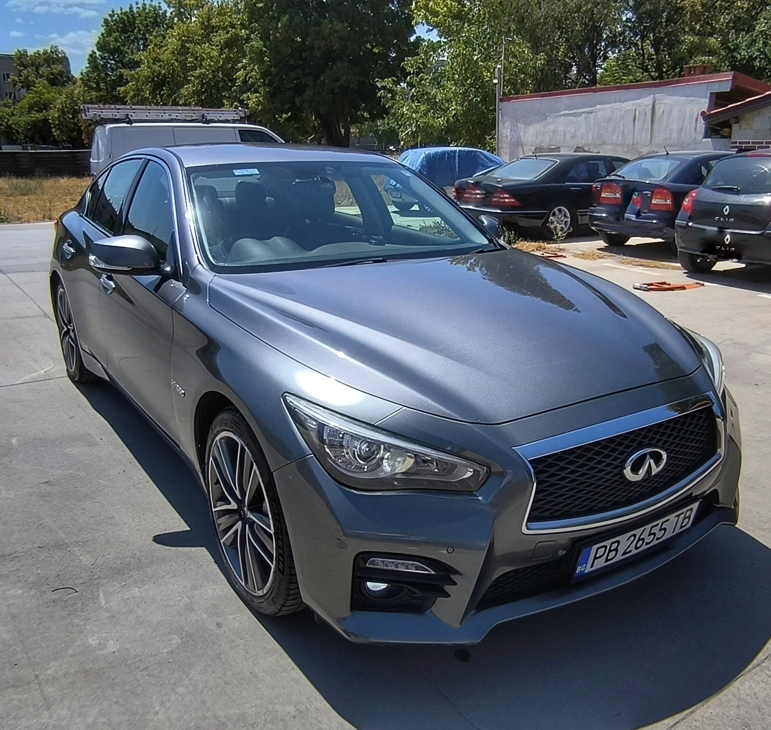 Infiniti Q50 S hibrid 370k.c. - изображение 2