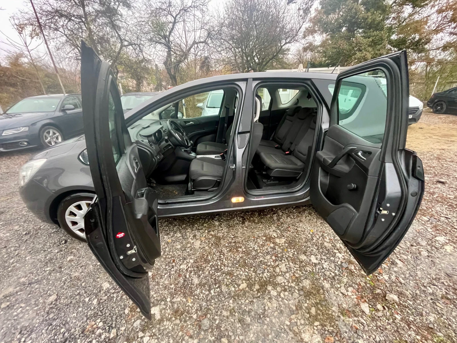 Opel Meriva 1, 4 Behzin 140 кс - изображение 4