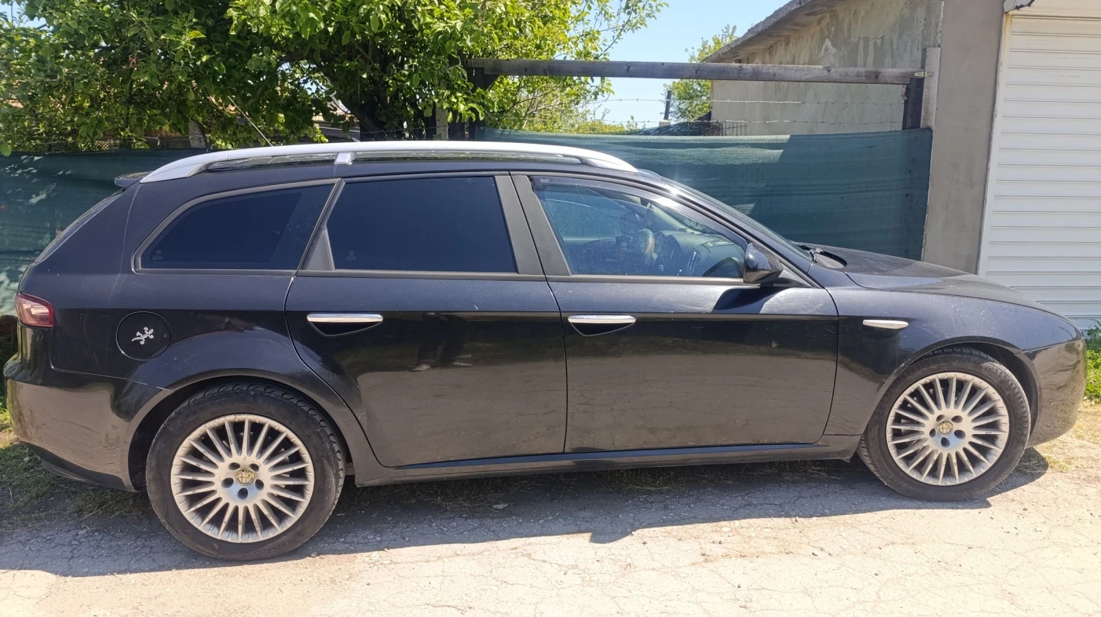 Alfa Romeo 159 sportwagon 1.9JTDm - изображение 2