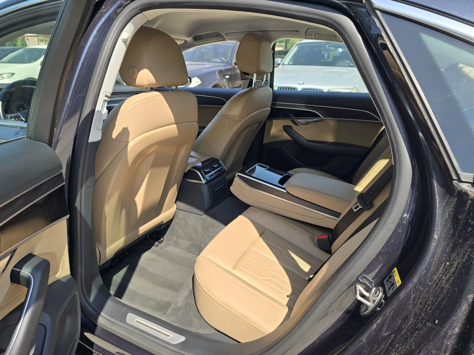 Audi A8 55TFSI 340. Quattro  | Mobile.bg   11