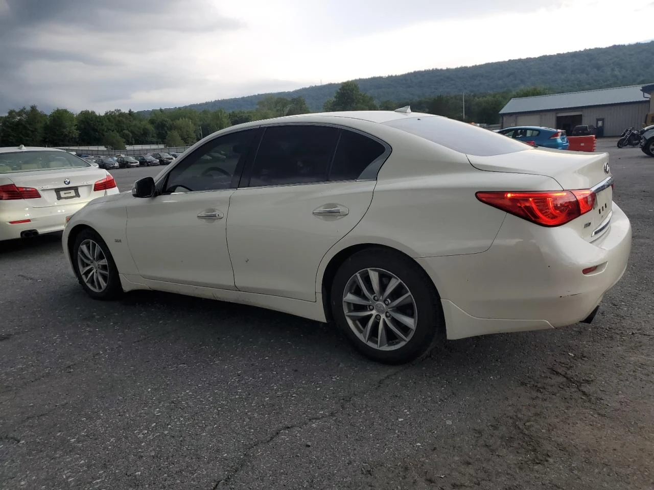Infiniti Q50 PREMIUM AWD - изображение 2