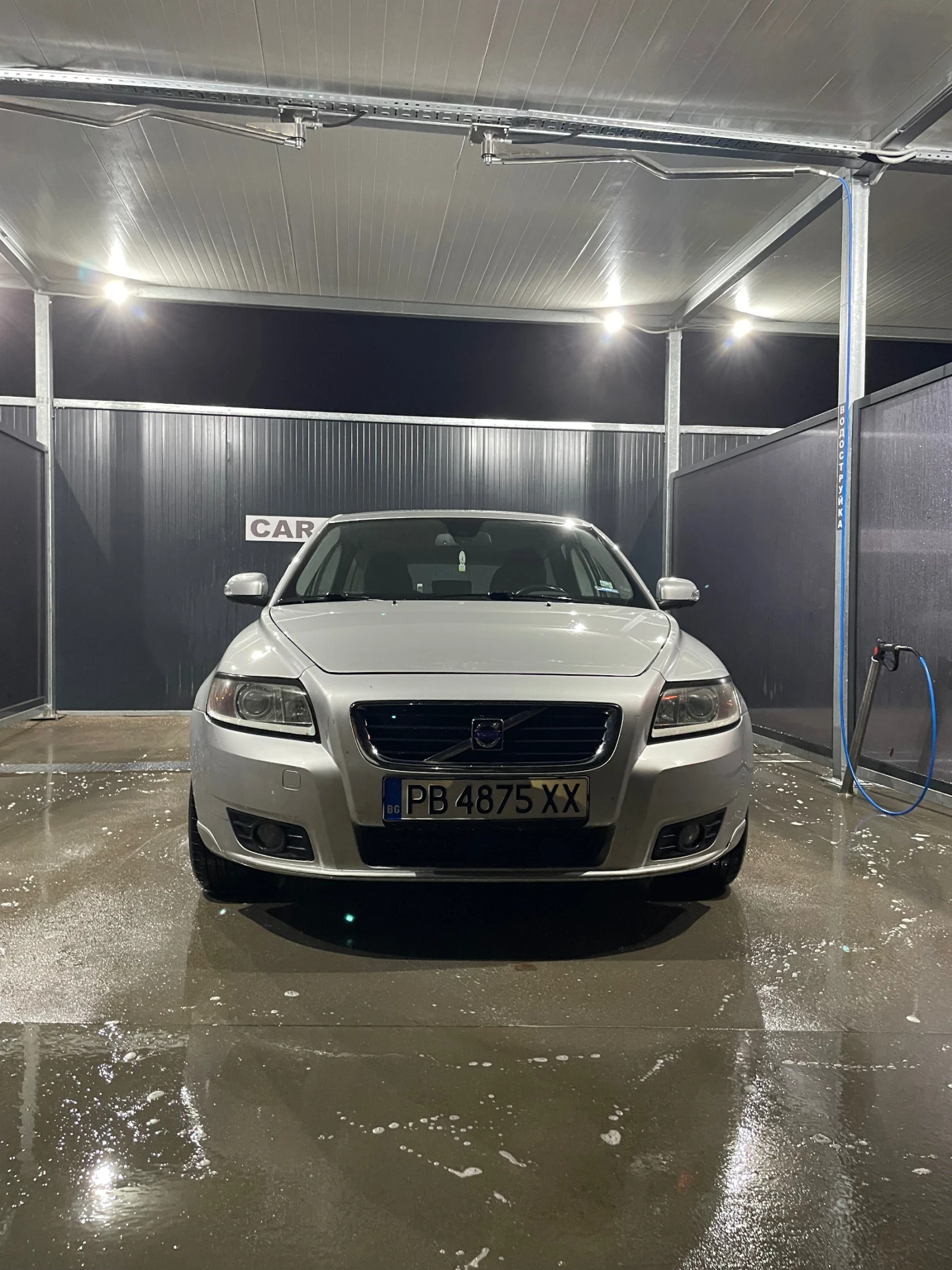 Volvo V50  - изображение 2