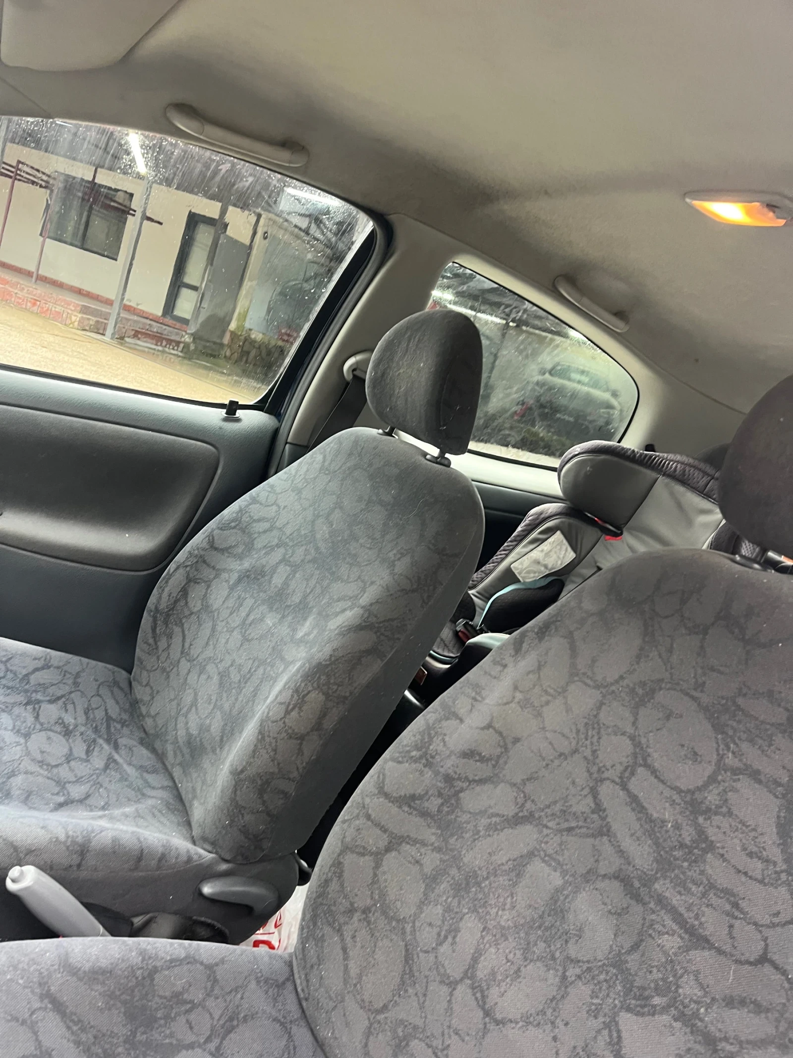 Toyota Yaris 1.0i ������ | Mobile.bg � ����������� 7