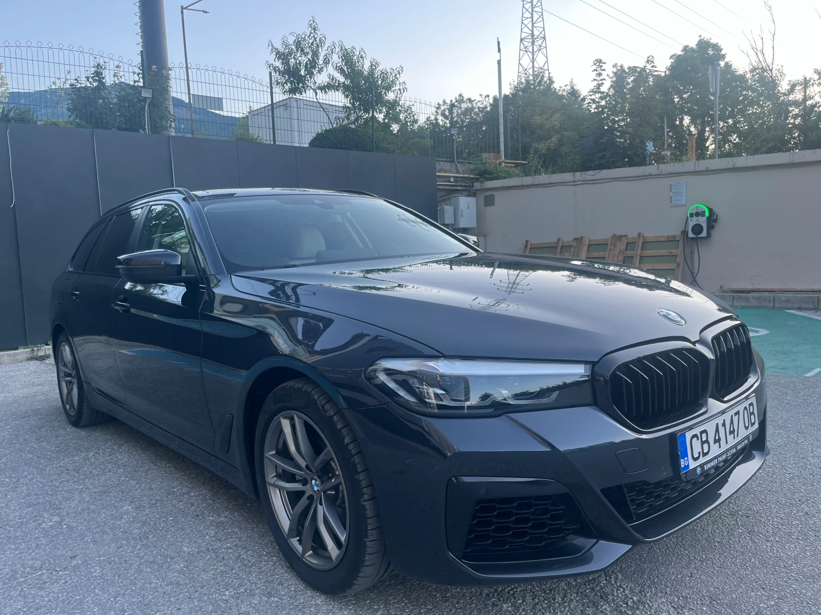 BMW 520 520D xDrive - Гаранционен, снимка 3 - Автомобили и джипове - 55271138