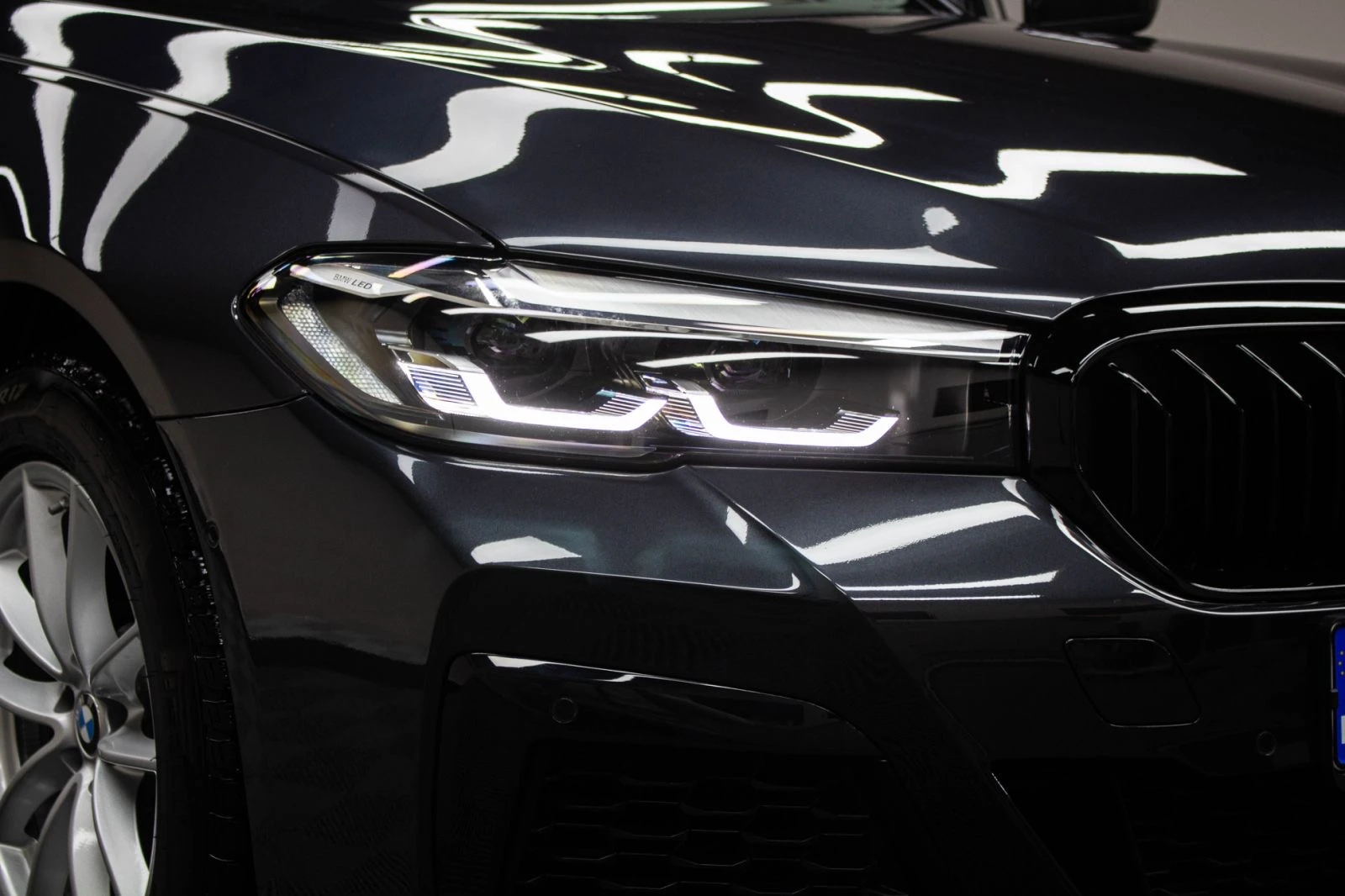 BMW 520 520D xDrive - Гаранционен, снимка 7 - Автомобили и джипове - 53744250