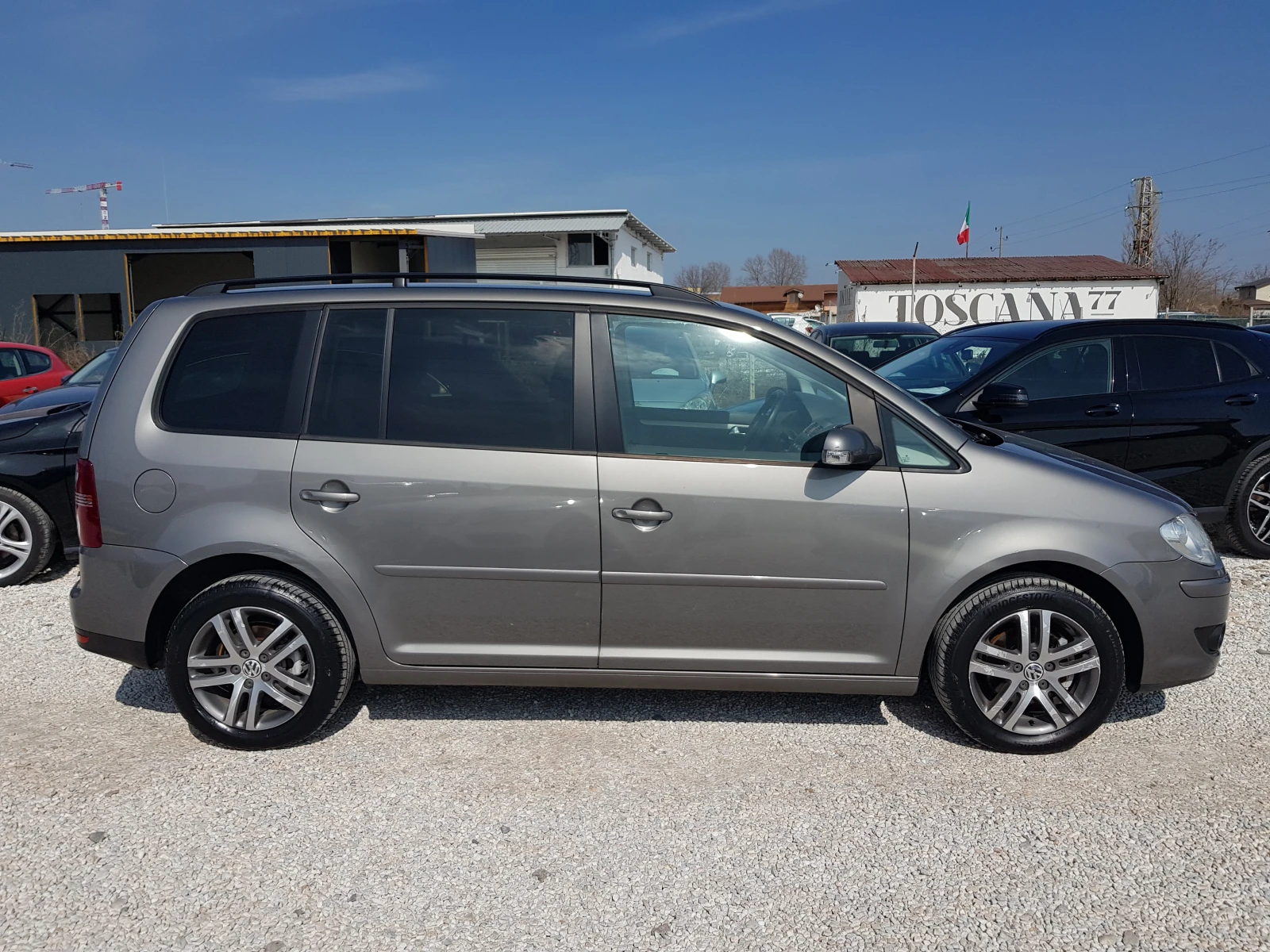 VW Touran FACELIFT 2.0i CNG 109 к.с. /11/2007г. , снимка 8 - Автомобили и джипове - 53825221