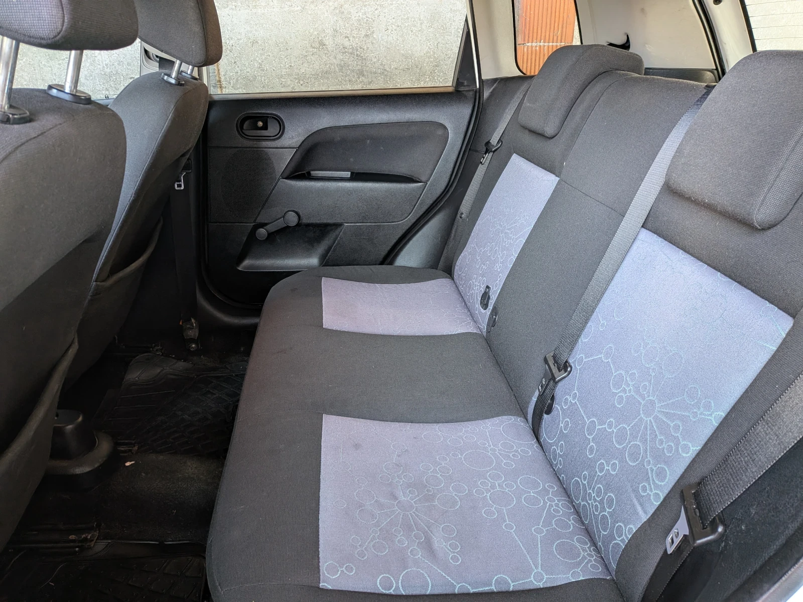 Ford Fiesta 1.4tdci, снимка 2 - Автомобили и джипове - 53880123