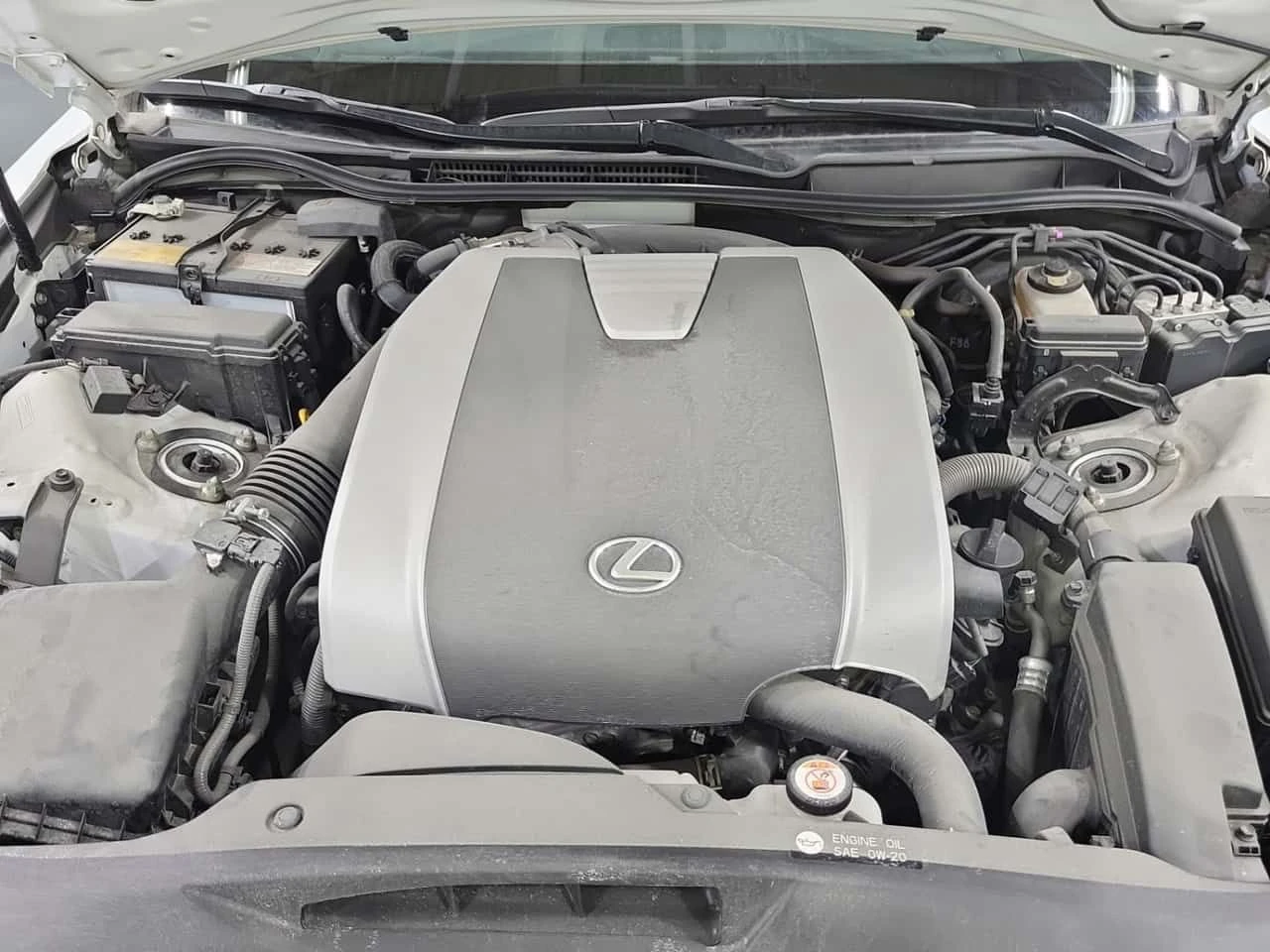 Lexus IS 300 F-Sport * AWD * Червена кожа * CARFAX * , снимка 14 - Автомобили и джипове - 53949853